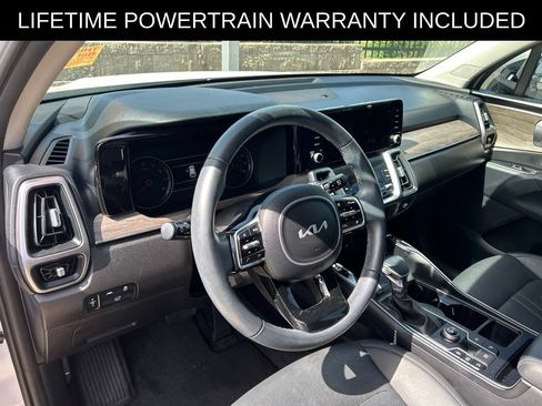 Used 2023 Kia Sorento EX FWD image 8