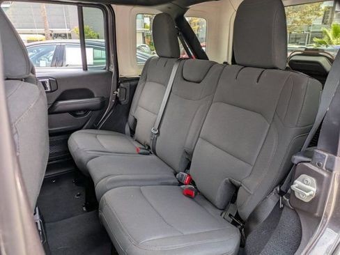 Used 2023 Jeep Wrangler Unlimited Sahara AWD/4WD image 24