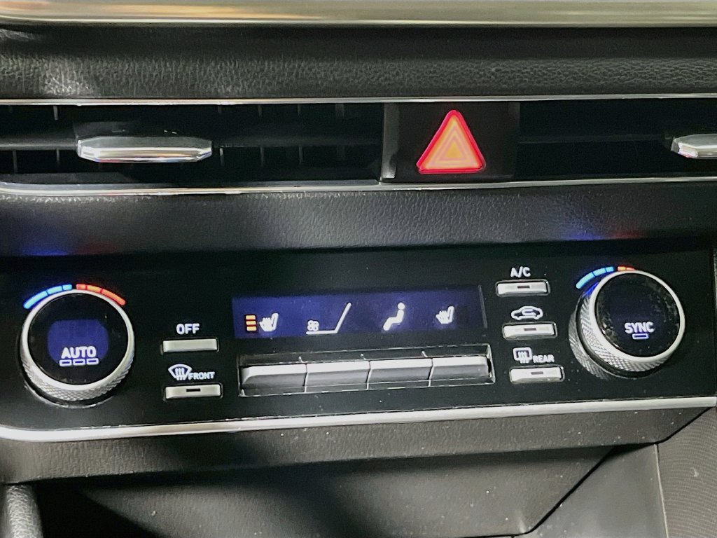 Used 2023 Hyundai Sonata SEL w/ Convenience Package FWD image 25