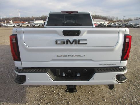 New 2026 GMC Sierra 2500 Denali Ultimate image 6