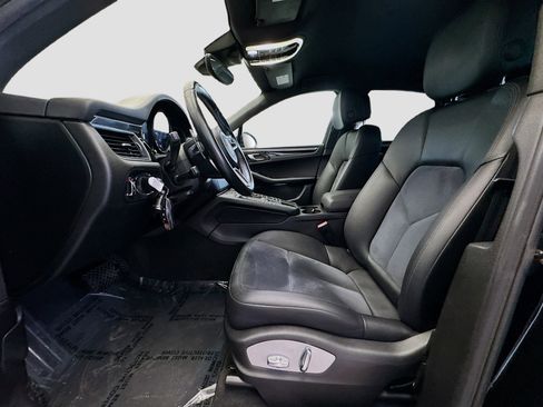 Used 2018 Porsche Macan Sport Edition image 12