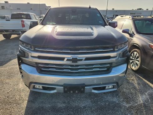 Used 2019 Chevrolet Silverado 1500 LTZ w/ LTZ Texas Edition AWD/4WD image 2