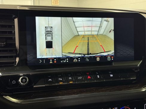 Used 2025 GMC Sierra 1500 Elevation w/ Elevation Premium Package image 38