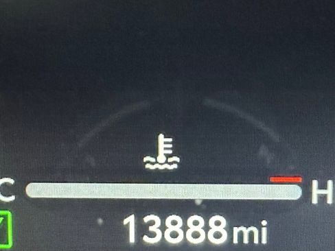 Used 2025 Toyota Camry XSE image 24