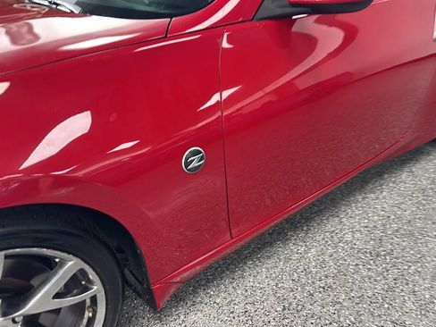 Used 2016 Nissan 370Z Coupe RWD image 34