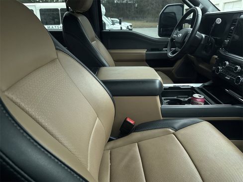 Used 2024 Ford F250 Lariat w/ Lariat Ultimate Package image 19