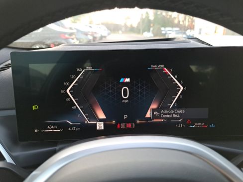 New 2026 BMW 330i Sedan w/ M Sport Package image 19