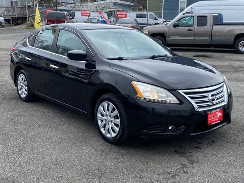 Used 2013 Nissan Sentra SV w/ Premium Pkg FWD image 6