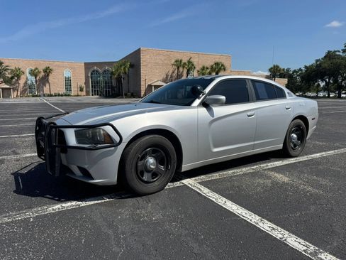 Used 2012 Dodge Charger Police RWD image 1
