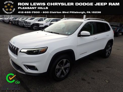 Certified 2019 Jeep Cherokee Limited w/ Trailer Tow Group image 1