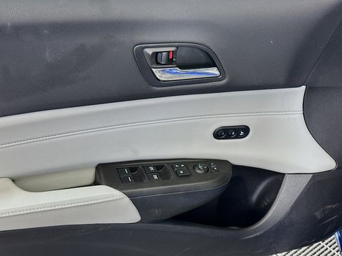 Used 2016 Acura ILX w/ Technology Plus Package image 15