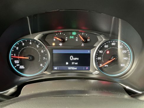 Used 2024 Chevrolet Equinox LT image 25