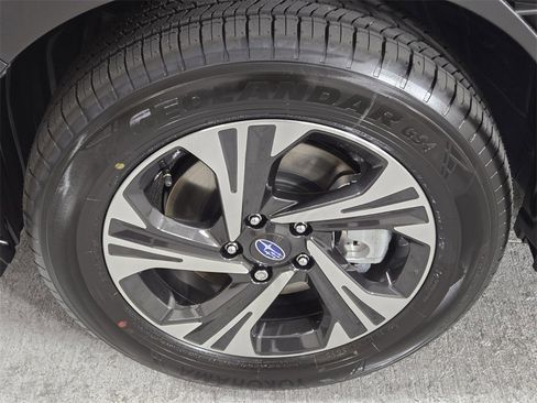 New 2025 Subaru Crosstrek 2.0i Premium image 6