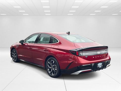 Certified 2024 Hyundai Sonata SEL image 4