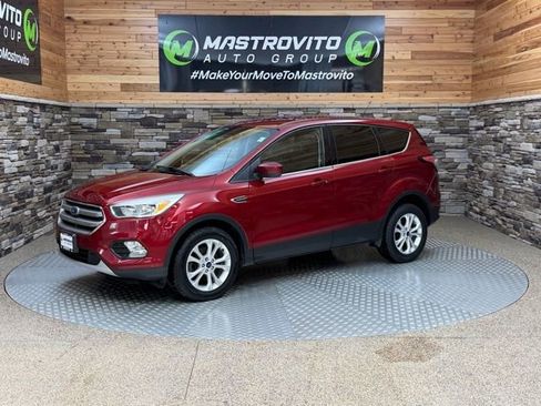 Used 2017 Ford Escape SE image 5