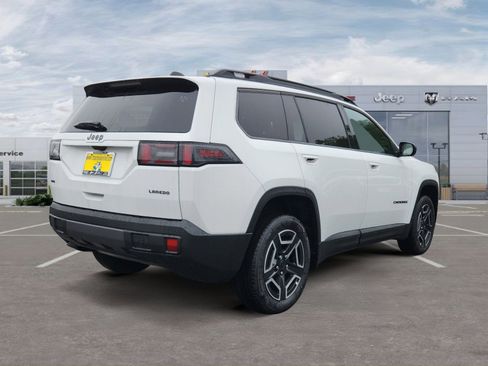 New 2026 Jeep Cherokee Laredo AWD/4WD image 5
