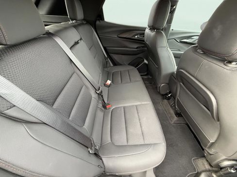 Used 2023 Chevrolet TrailBlazer RS w/ Convenience Package FWD image 14