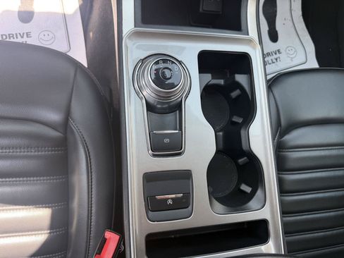 Certified 2024 Ford Edge SEL AWD/4WD image 18