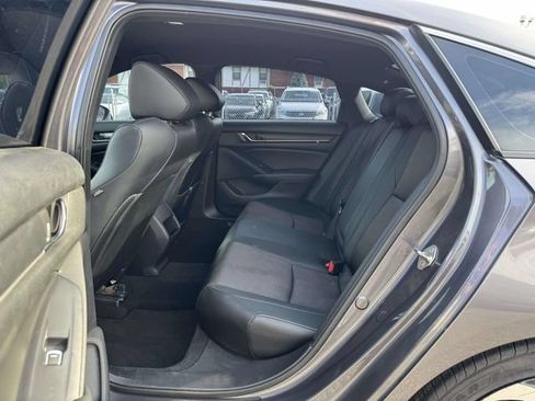 Used 2019 Honda Accord Sport image 17