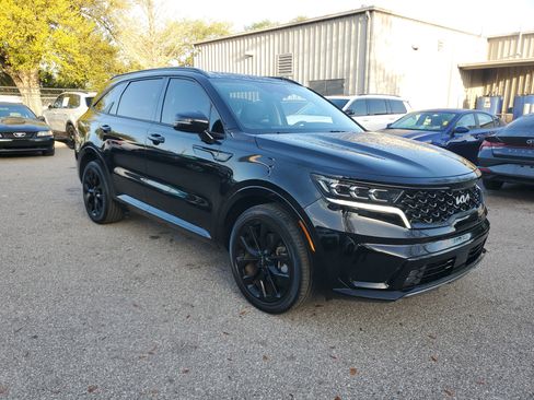 Used 2023 Kia Sorento SX image 5