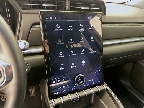 Used 2025 GMC Terrain Elevation image 26