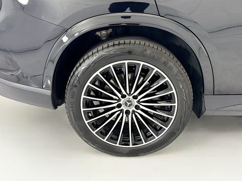 Certified 2026 Mercedes-Benz GLC 300 image 32