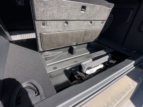 New 2025 Ford Bronco Badlands image 70