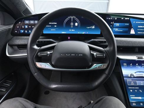 Used 2024 Lucid Air Touring AWD/4WD image 29