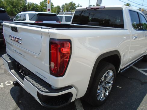 Used 2023 GMC Sierra 1500 Denali w/ Denali Reserve Package AWD/4WD image 14