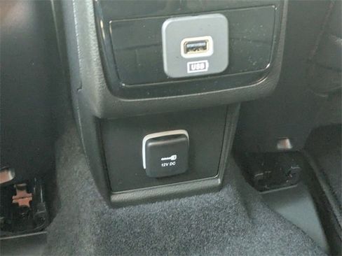 New 2026 Jeep Compass Latitude image 22