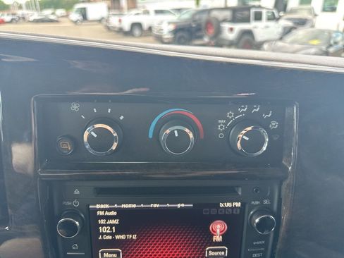 Used 2017 GMC Savana 2500 Extended RWD image 23