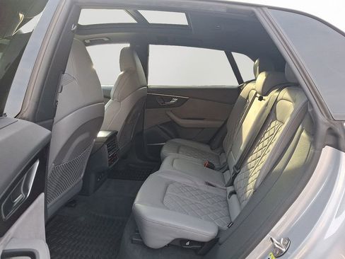 Used 2021 Audi SQ8 Prestige w/ Prestige Package image 8