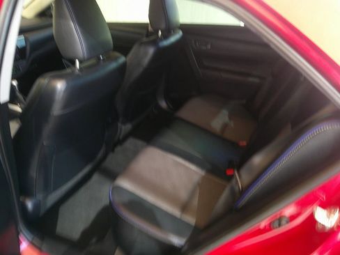 Used 2017 Toyota Corolla SE image 12