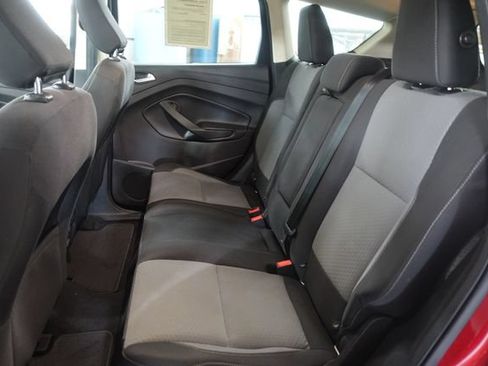 Used 2019 Ford Escape SE FWD image 20