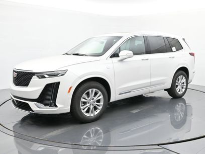 New 2025 Cadillac XT6 Luxury