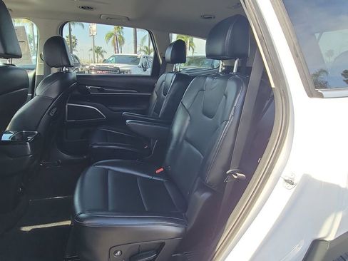 Used 2023 Kia Telluride S w/ S Sunroof Package image 25