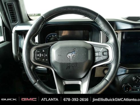 Used 2022 Ford Bronco Outer Banks w/ Sasquatch Package image 9