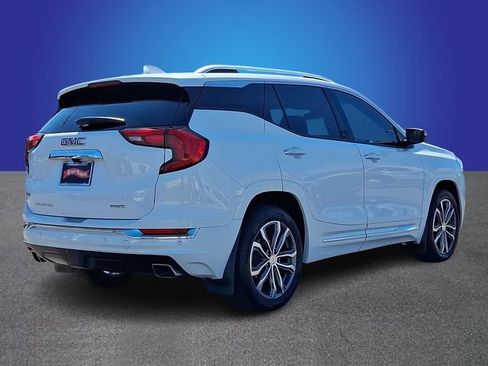 Used 2019 GMC Terrain Denali w/ Driver Alert Package II image 4