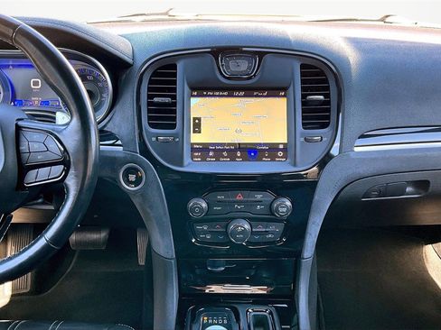 Certified 2021 Chrysler 300 S image 12