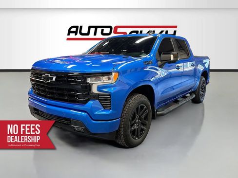Used 2025 Chevrolet Silverado 1500 RST AWD/4WD image 3