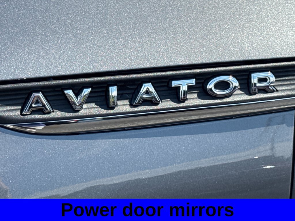 Used 2023 Lincoln Aviator AWD w/ Premium Package image 19
