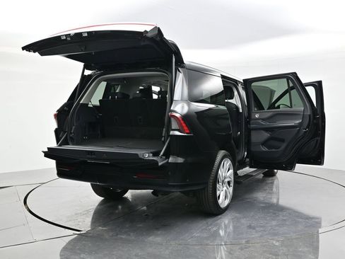 Used 2025 Lincoln Navigator Reserve AWD/4WD image 62