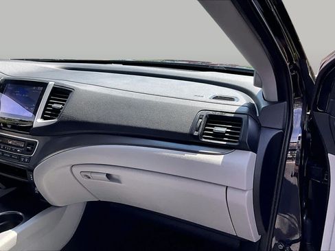 Used 2017 Honda Pilot EX-L image 19