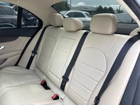 Used 2021 Mercedes-Benz C 300 Sedan image 12