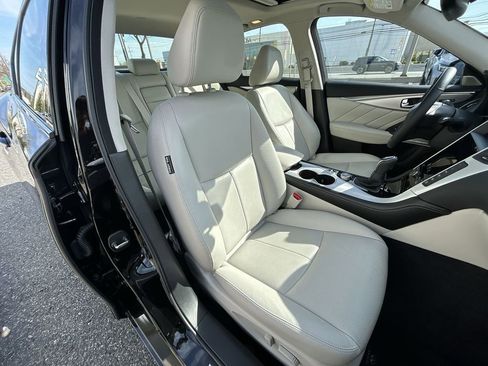 Certified 2023 INFINITI Q50 Luxe w/ Cargo Package AWD/4WD image 25