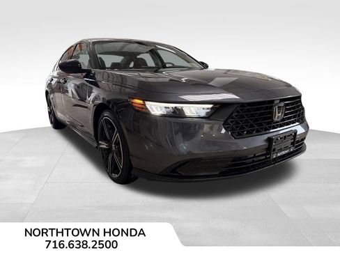 Used 2026 Honda Accord SE image 2