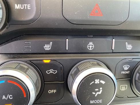 Used 2019 RAM 1500 Big Horn AWD/4WD image 27