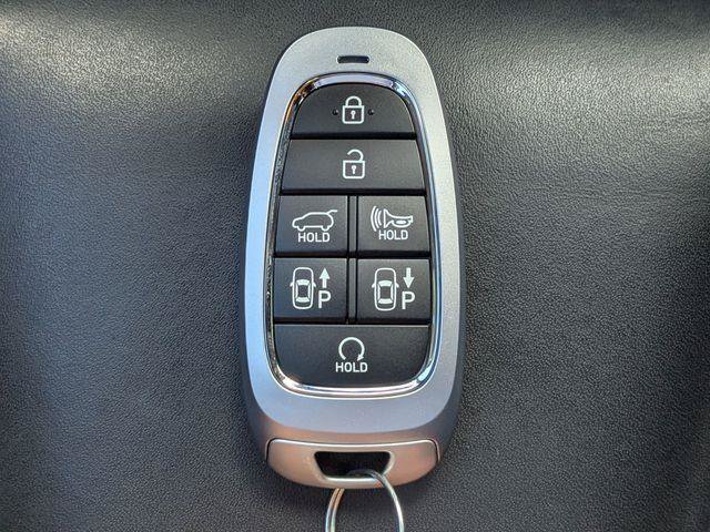 Used 2023 Hyundai Santa Fe Calligraphy FWD image 32