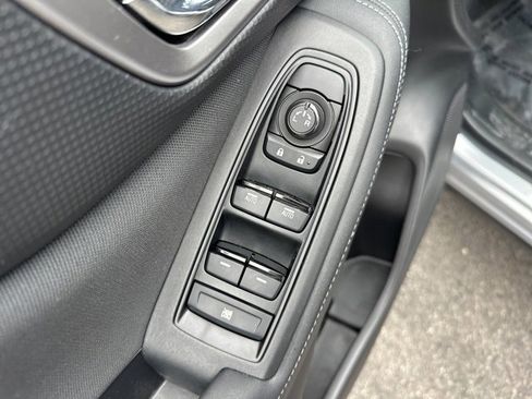 Used 2021 Subaru Forester Premium image 30