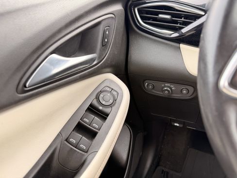 Used 2020 Buick Encore GX Select AWD/4WD image 20